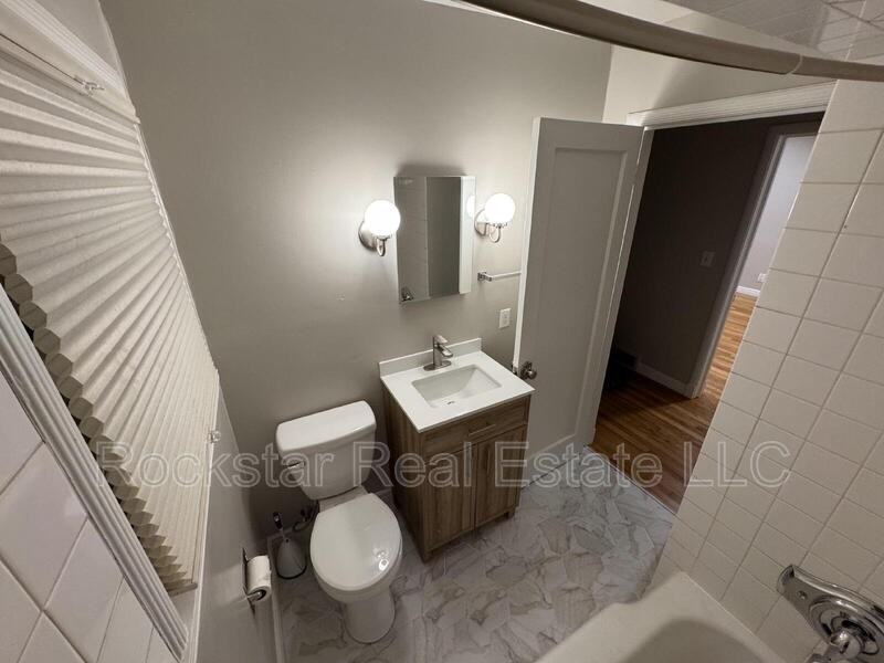 3027 W Cleveland Ave - Photo 4 of 38
