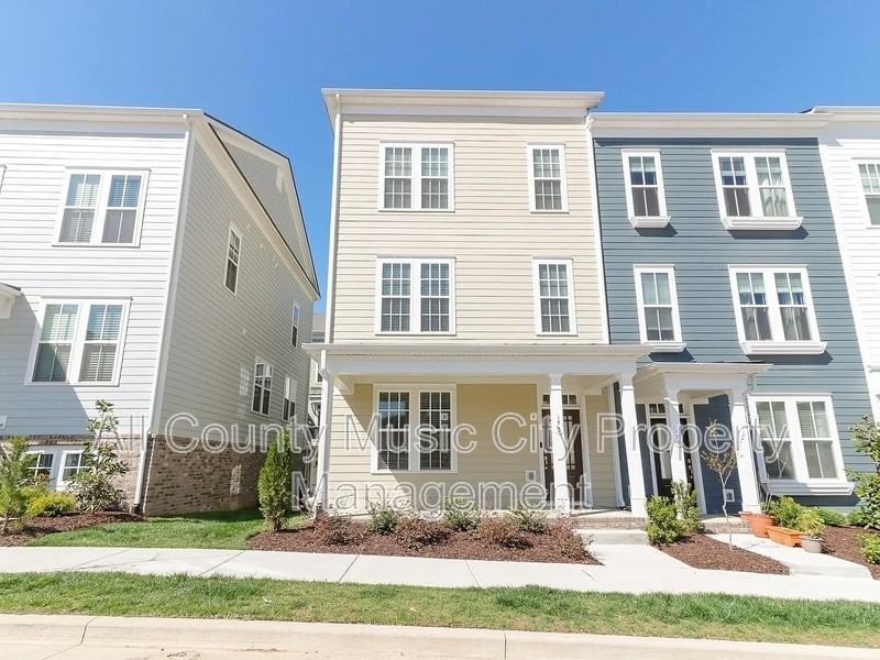 173 Burkitt Commons Ave - Photo 2 of 25