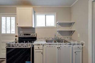 207 Napier St #3 - Photo 1 of 1