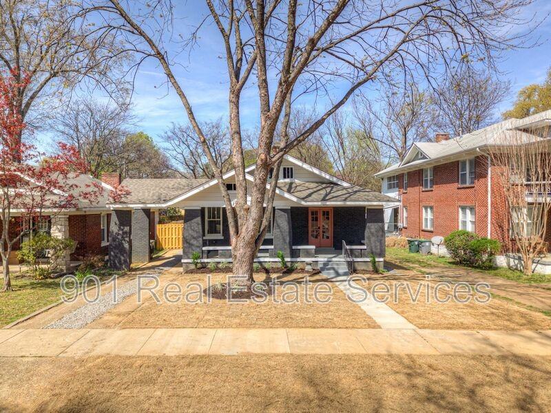 2160 Court Ave - Photo 2 of 26