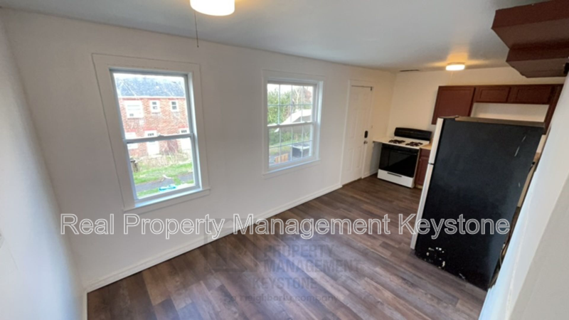 138 Delaware Dr - Photo 6 of 19