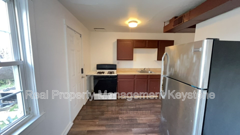 138 Delaware Dr - Photo 7 of 19