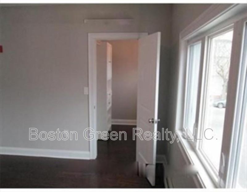 43 Rogers St #3 - Photo 6 of 12