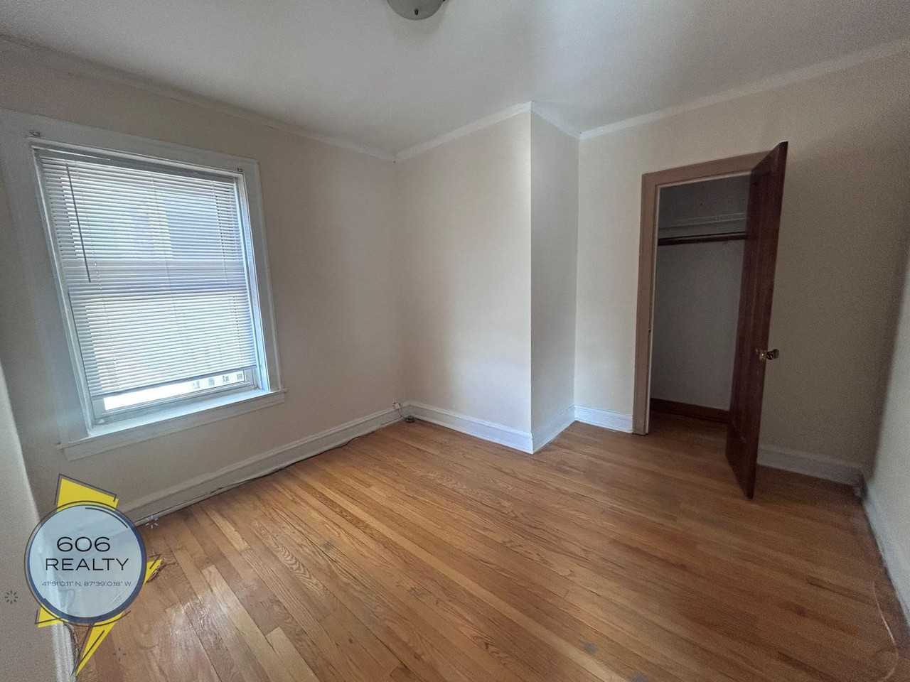 Belmont Cragin Apts Available! - Photo 3 of 6
