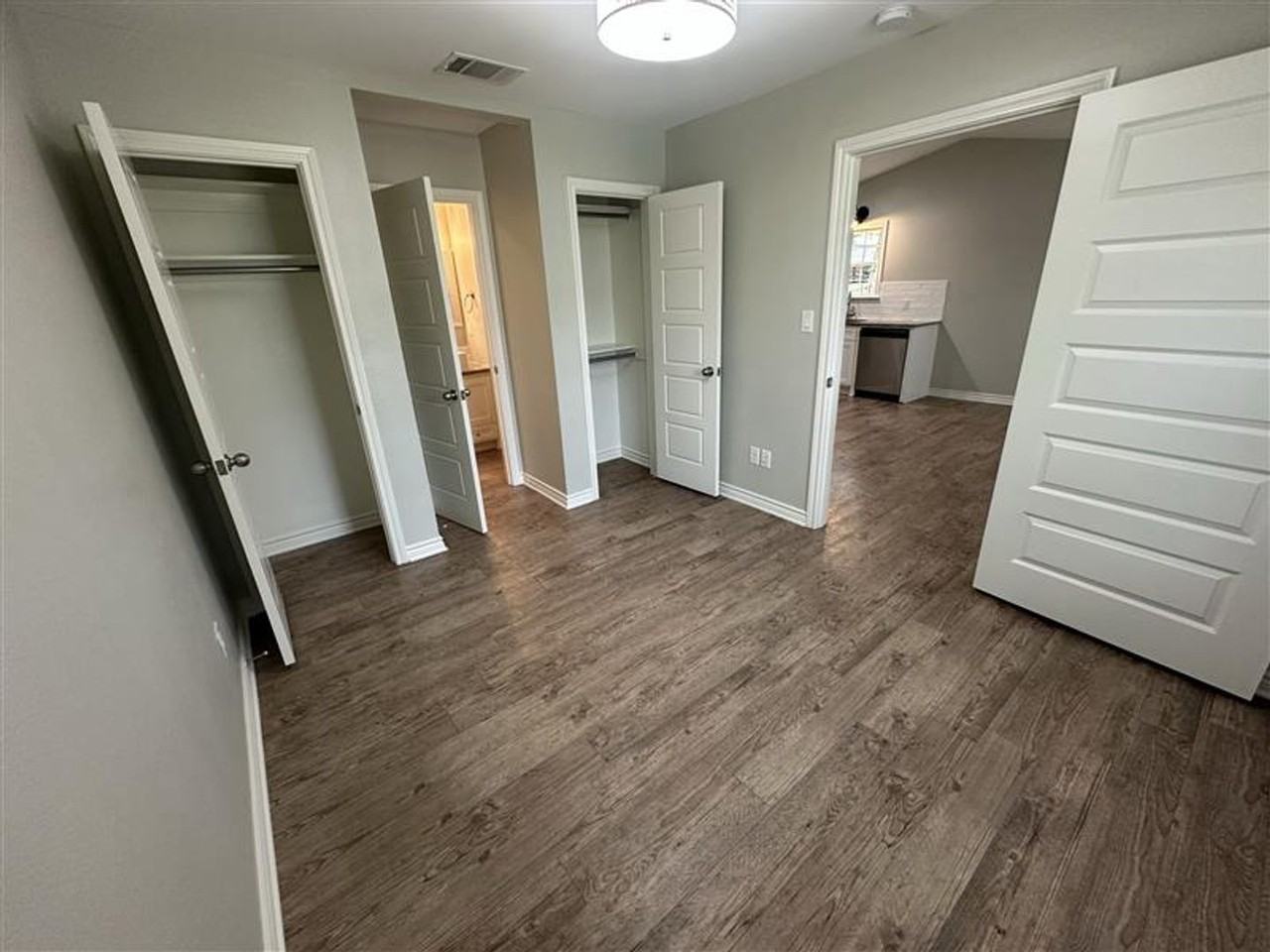 103 Wade St - Photo 2 of 22