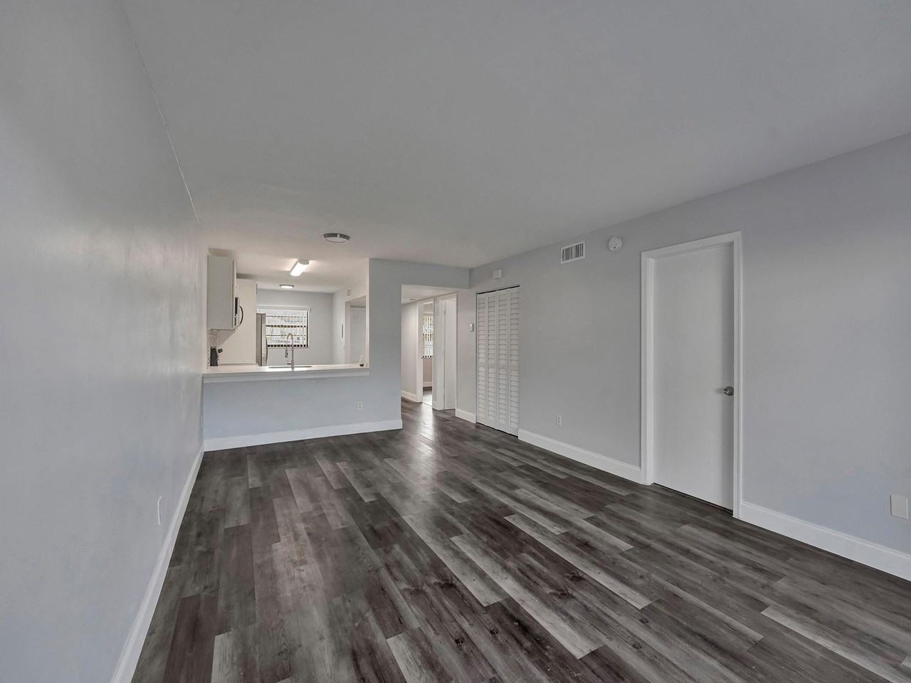 23442 Southwest 57th Avenue - Photo 2 of 7