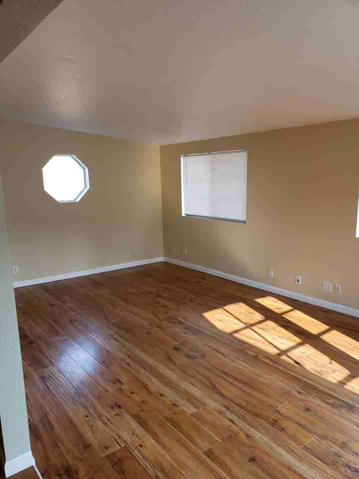 3537 Bluff St - Photo 4 of 24