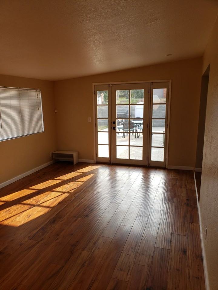 3537 Bluff St - Photo 6 of 24