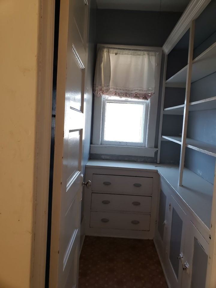 311 N 40th St - Photo 2 of 21