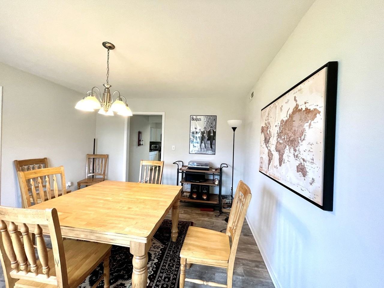 4404 Chelsea St - Photo 7 of 28