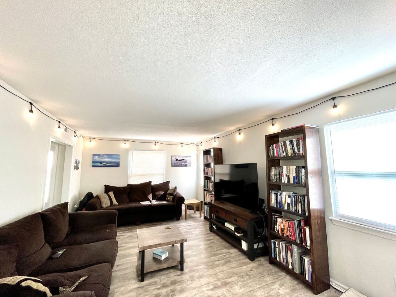 4404 Chelsea St - Photo 4 of 28