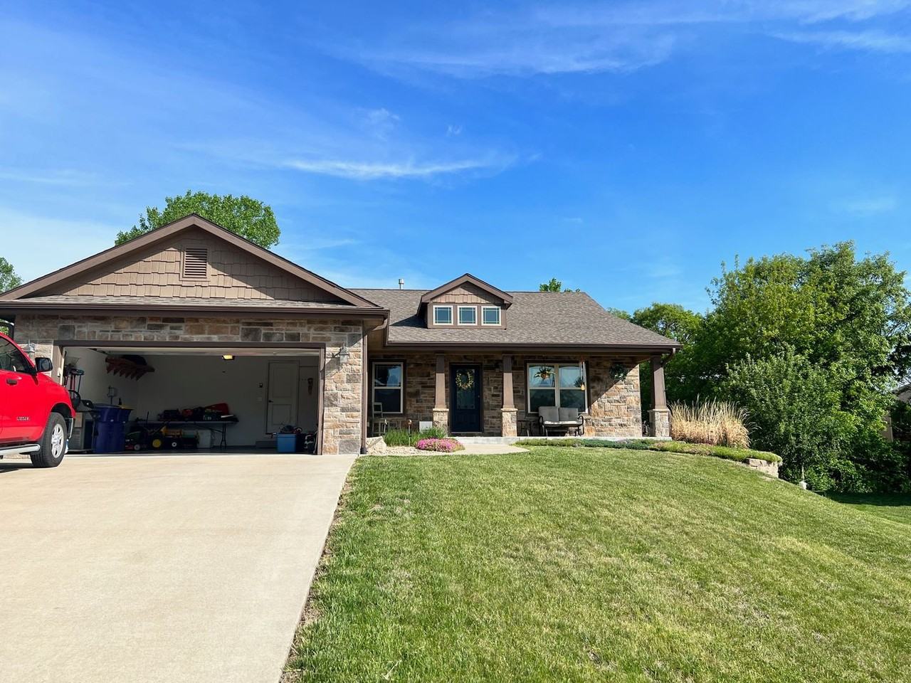 920 Lesmer Cir - Photo 2 of 17