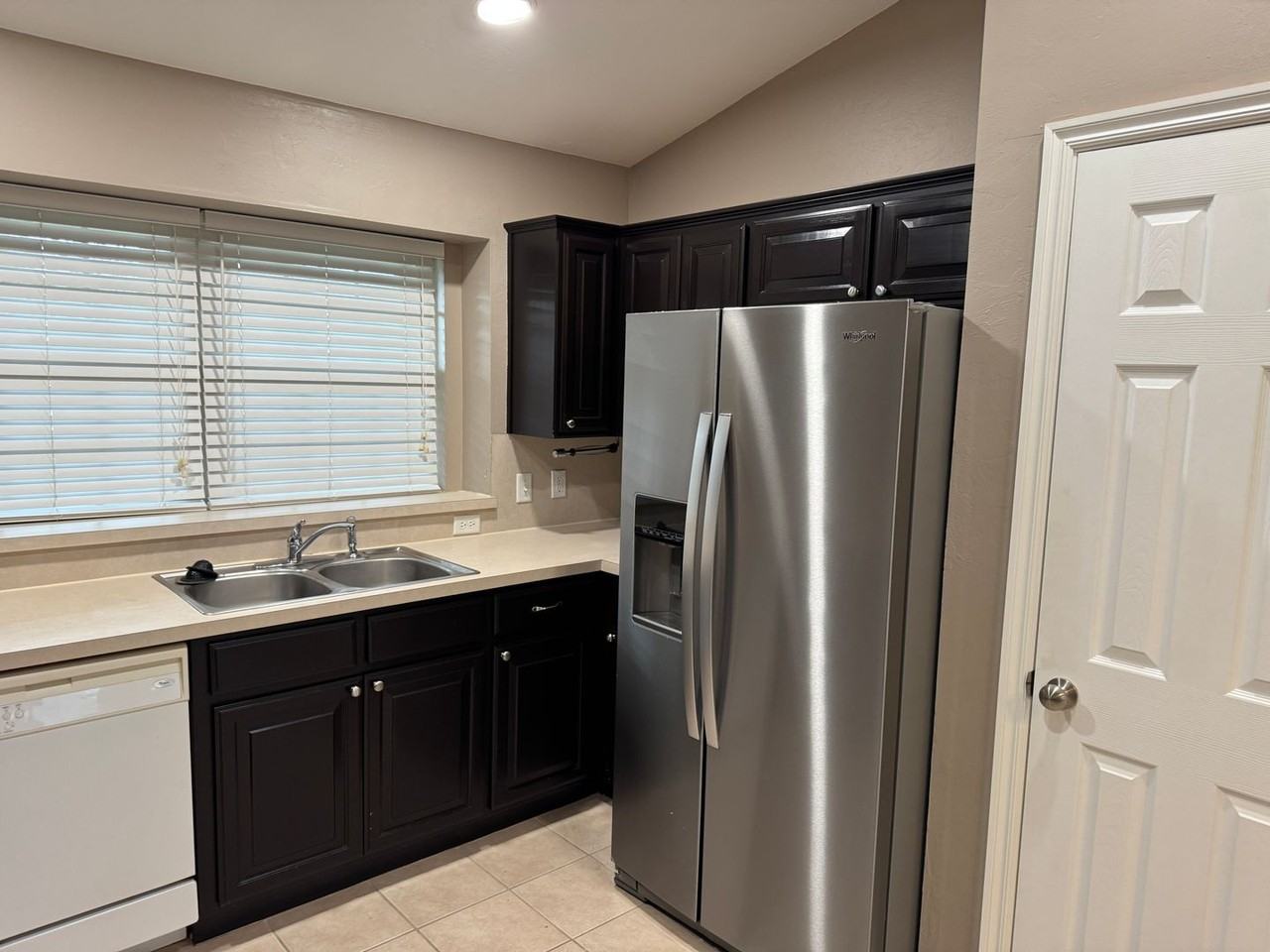 3225 Sw 104th Ter - Photo 3 of 12