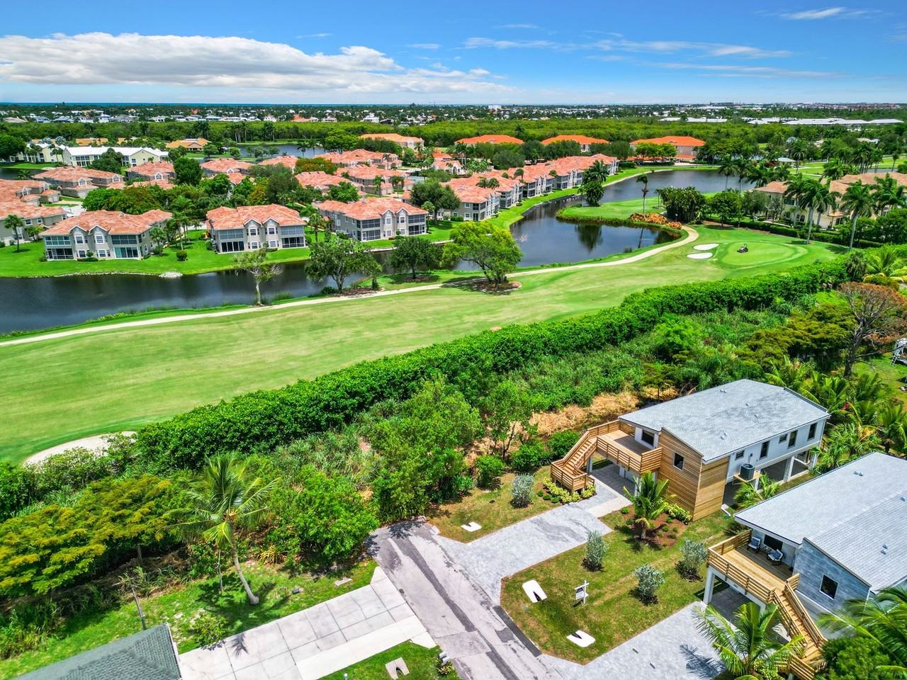 2505 Storter Ave - Photo 2 of 50