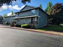Catron Townhome apartments - Photo 1 of 1