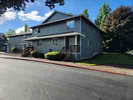 featured image of 541 Catron St N