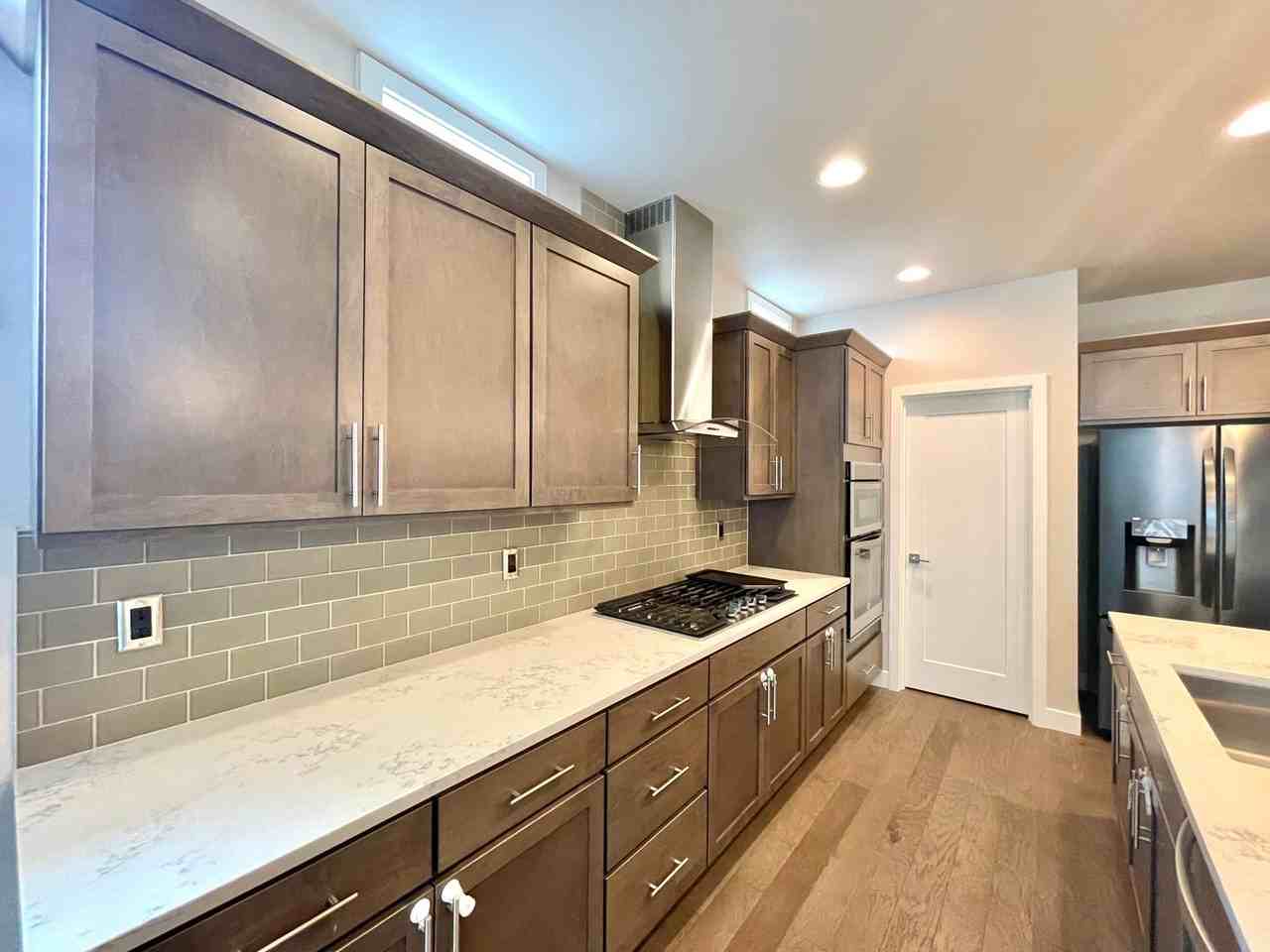 8810 Ne 177th St - Photo 6 of 35