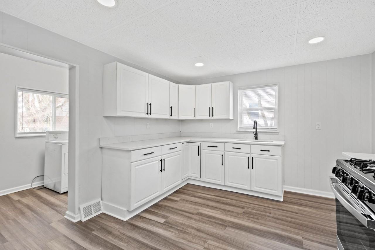 19 Simms St - Photo 6 of 22