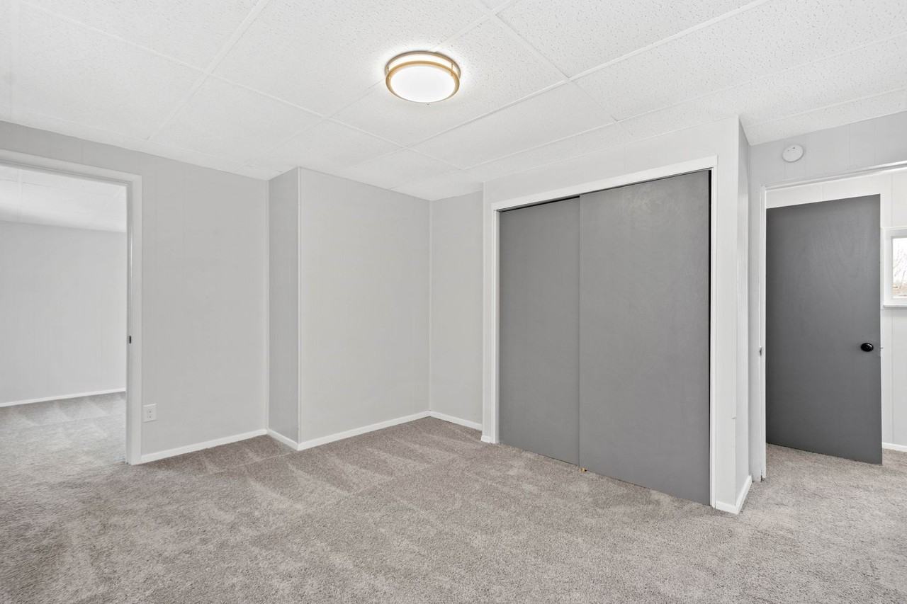 19 Simms St - Photo 7 of 22