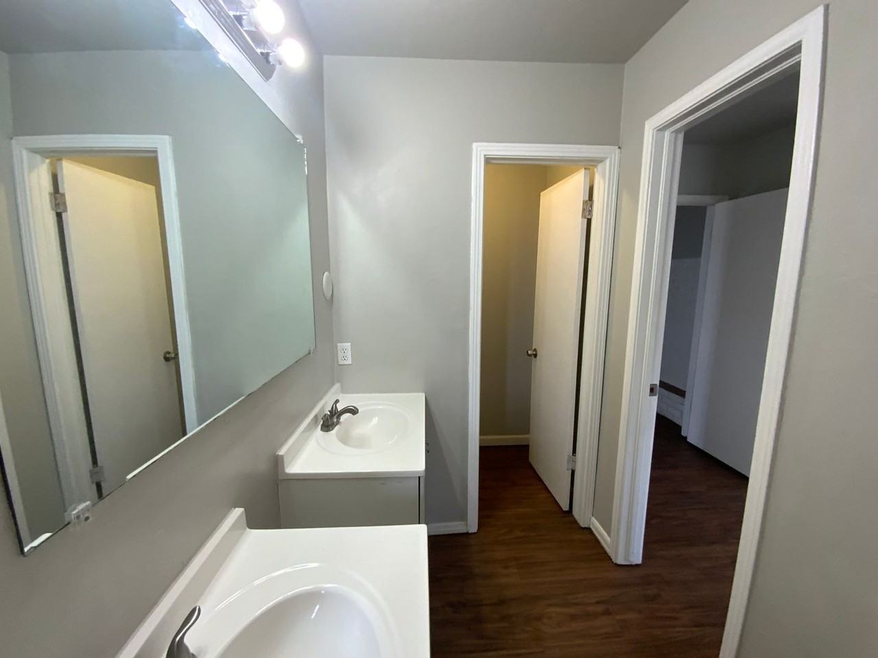 4206 N Donald Ave - Photo 7 of 24