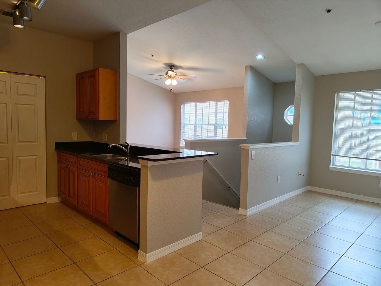 826 Grand Regency Pointe #202 - Photo 6 of 42