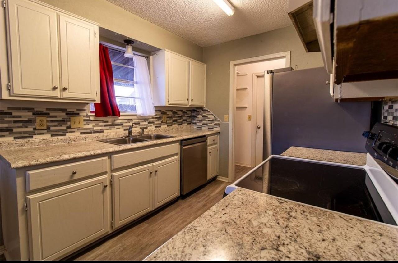 4520 Forest Hills Dr - Photo 5 of 14