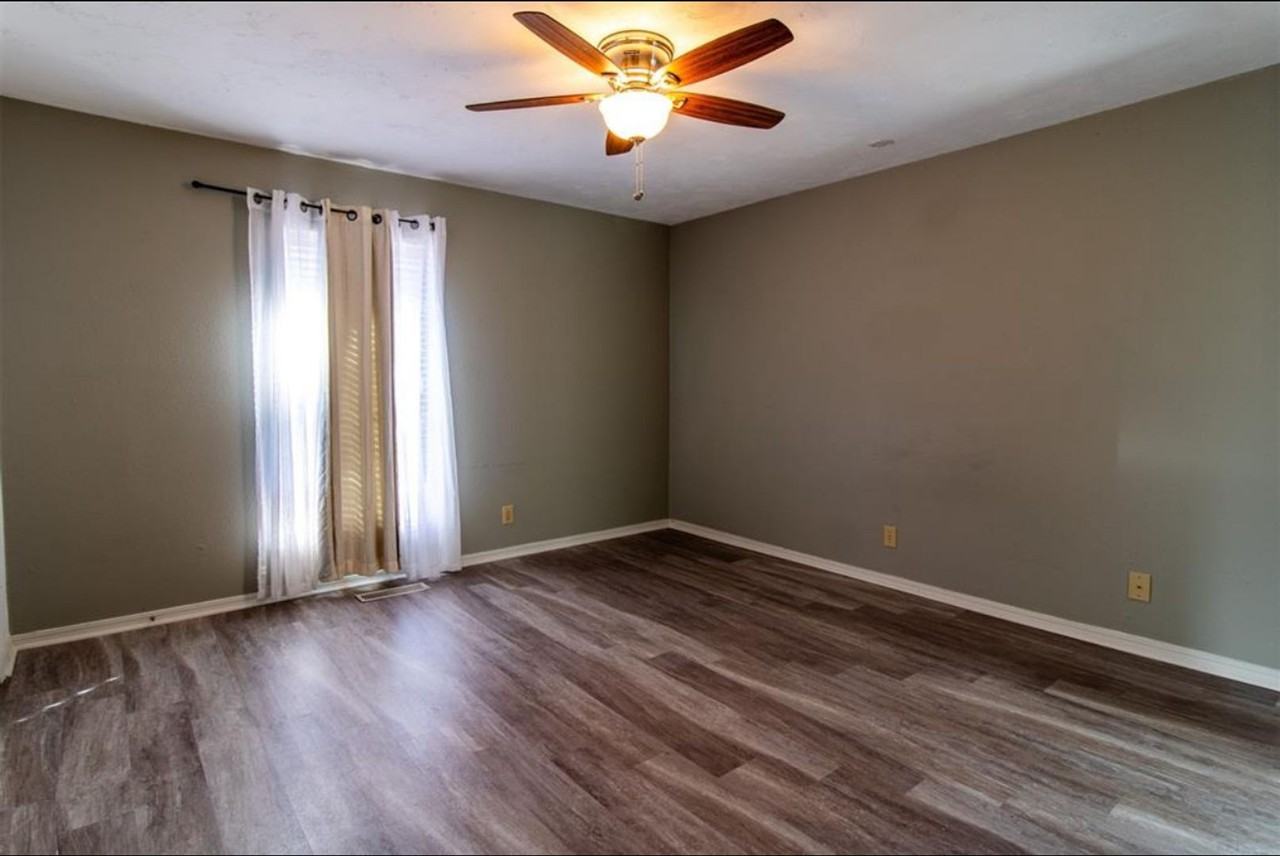 4520 Forest Hills Dr - Photo 6 of 14