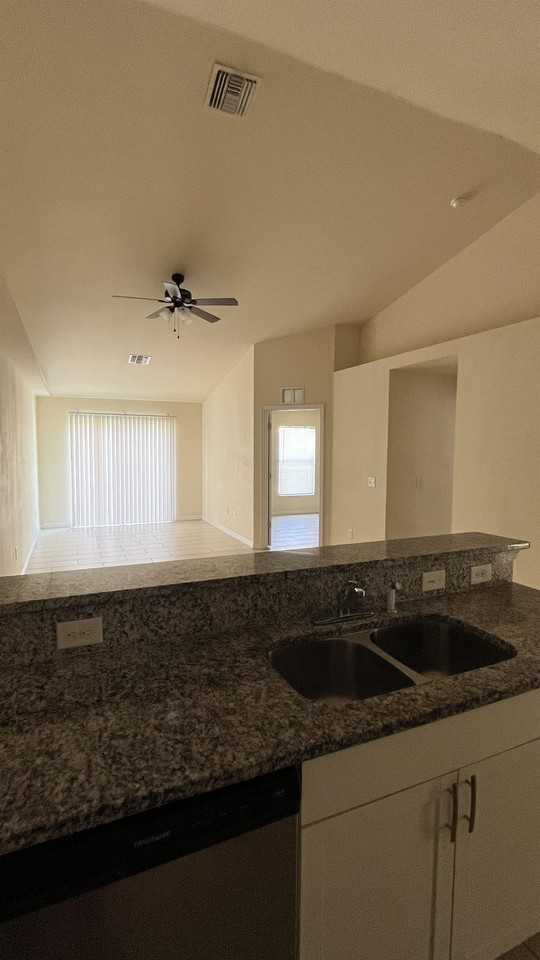 901 Cape Coral Parkway West - Photo 3 of 17