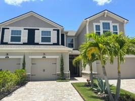 featured image of 5032 Skyview Ln