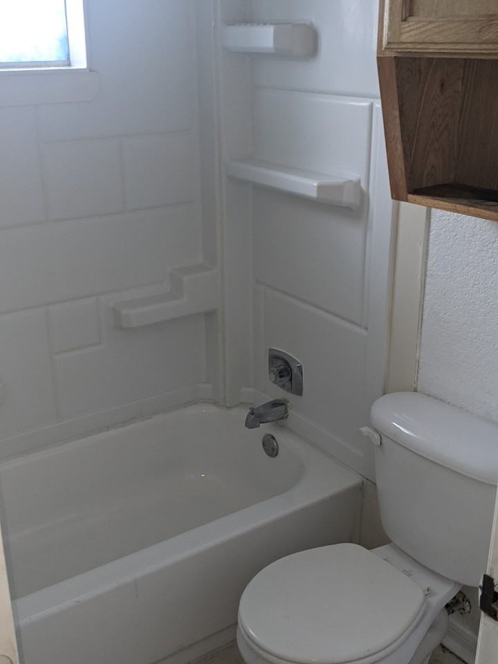 512 West Green Avenue - Photo 7 of 7