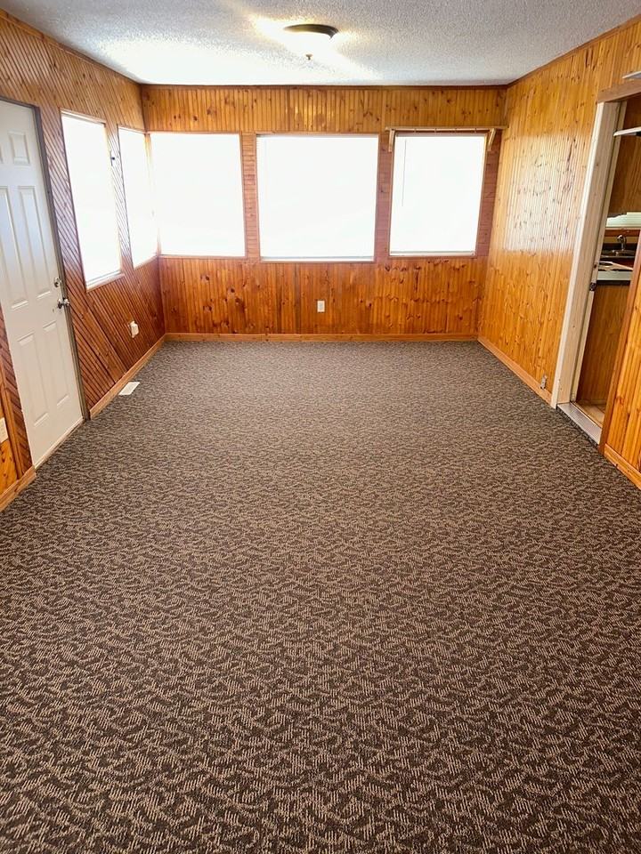 2000 2nd St N - Photo 3 of 15