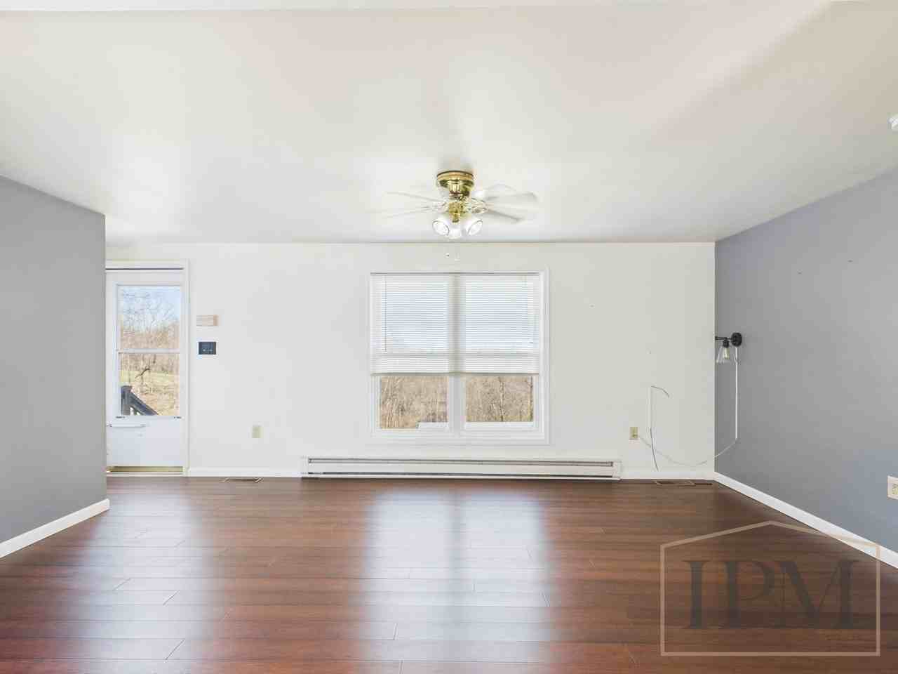 20 Overlook Dr - Photo 2 of 29