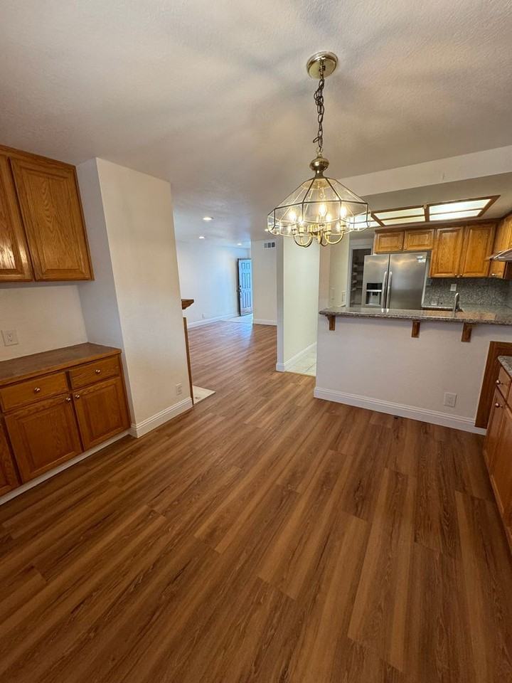 1314 Blue Oak Ct - Photo 2 of 8