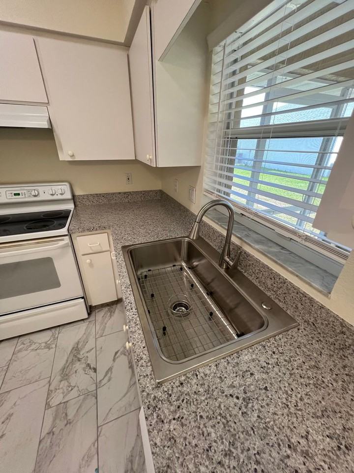 26555 Nordic Way - Photo 6 of 20