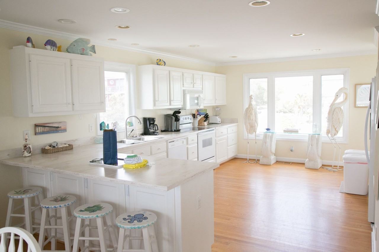 837 Kure Dreamin' @ 837 Fort Fisher Blvd S - Photo 3 of 26