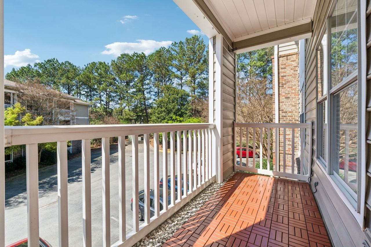 2700 Pine Tree Rd Ne #1115 - Photo 2 of 26