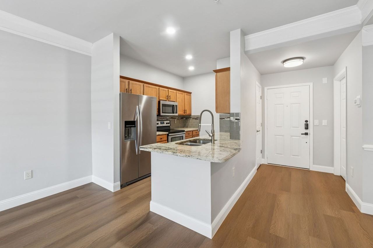 2700 Pine Tree Rd Ne #1115 - Photo 7 of 26