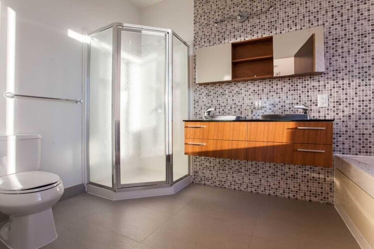 Indigo 141 - Photo 3 of 20