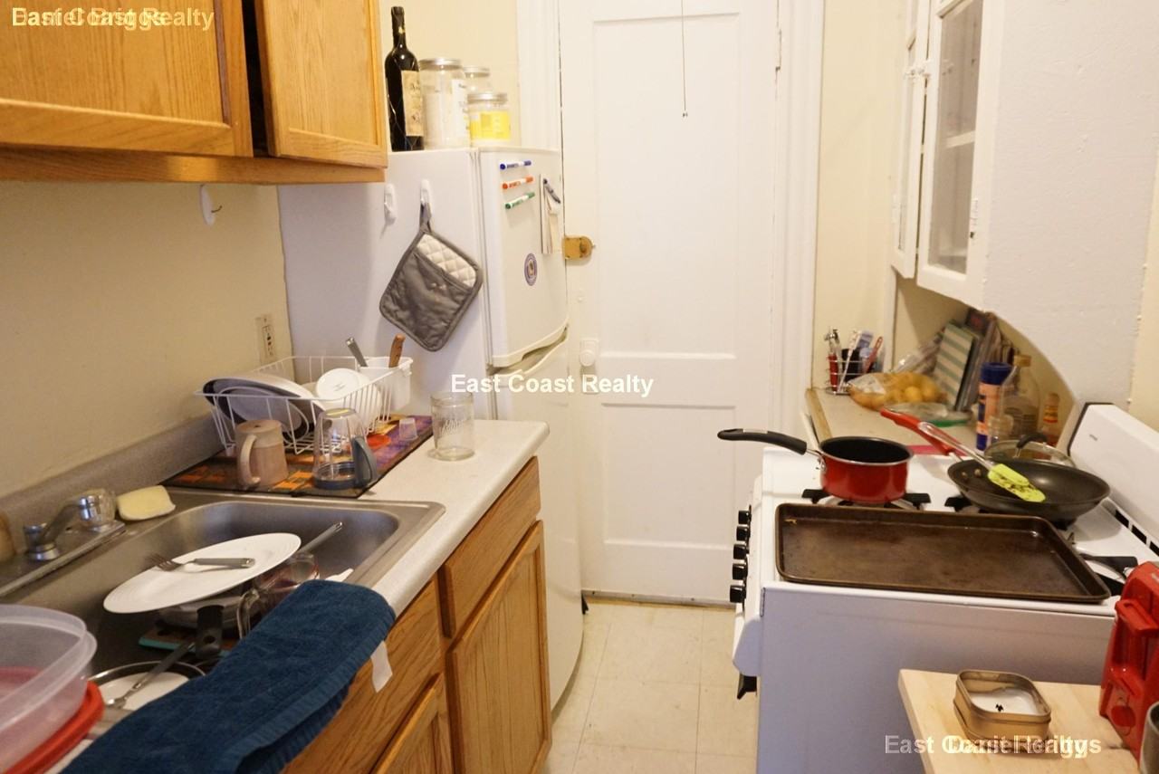 220 Kelton St #9F - Photo 5 of 6