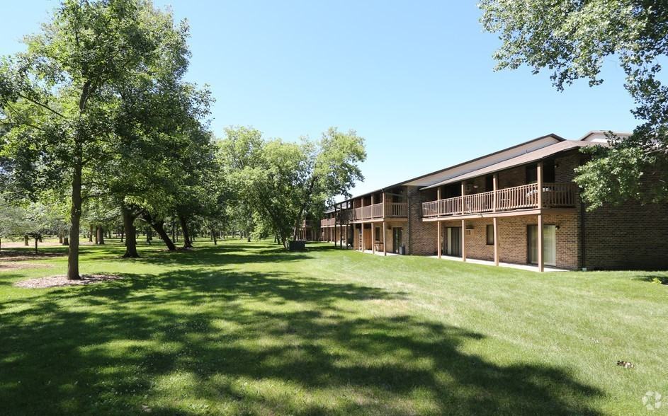 Parc - Photo 2 of 37