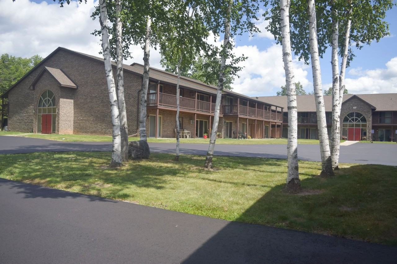 Parc - Photo 3 of 37