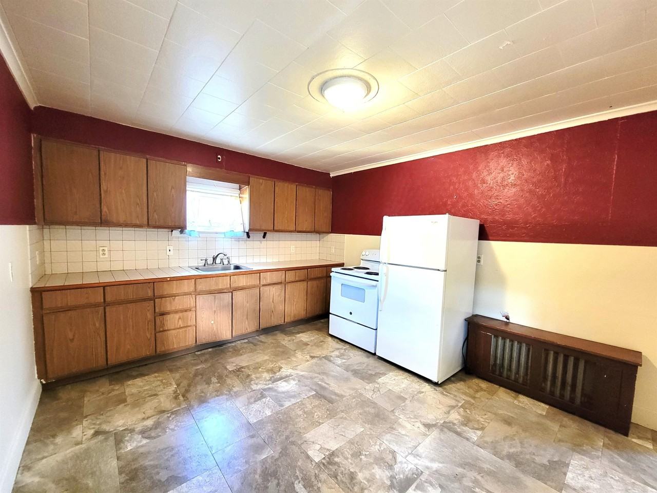 1315 Farr St - Photo 3 of 22