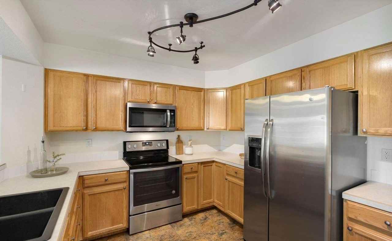 2120 Timber Creek Dr Apt H4 - Photo 5 of 19