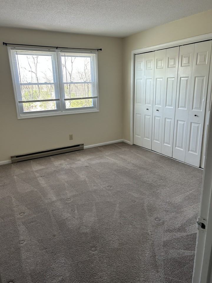 43 Koncer Dr 8 - Photo 6 of 11