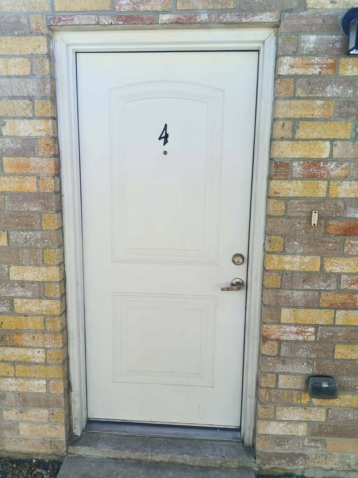 Hiawatha Apartments - Photo 7 of 9