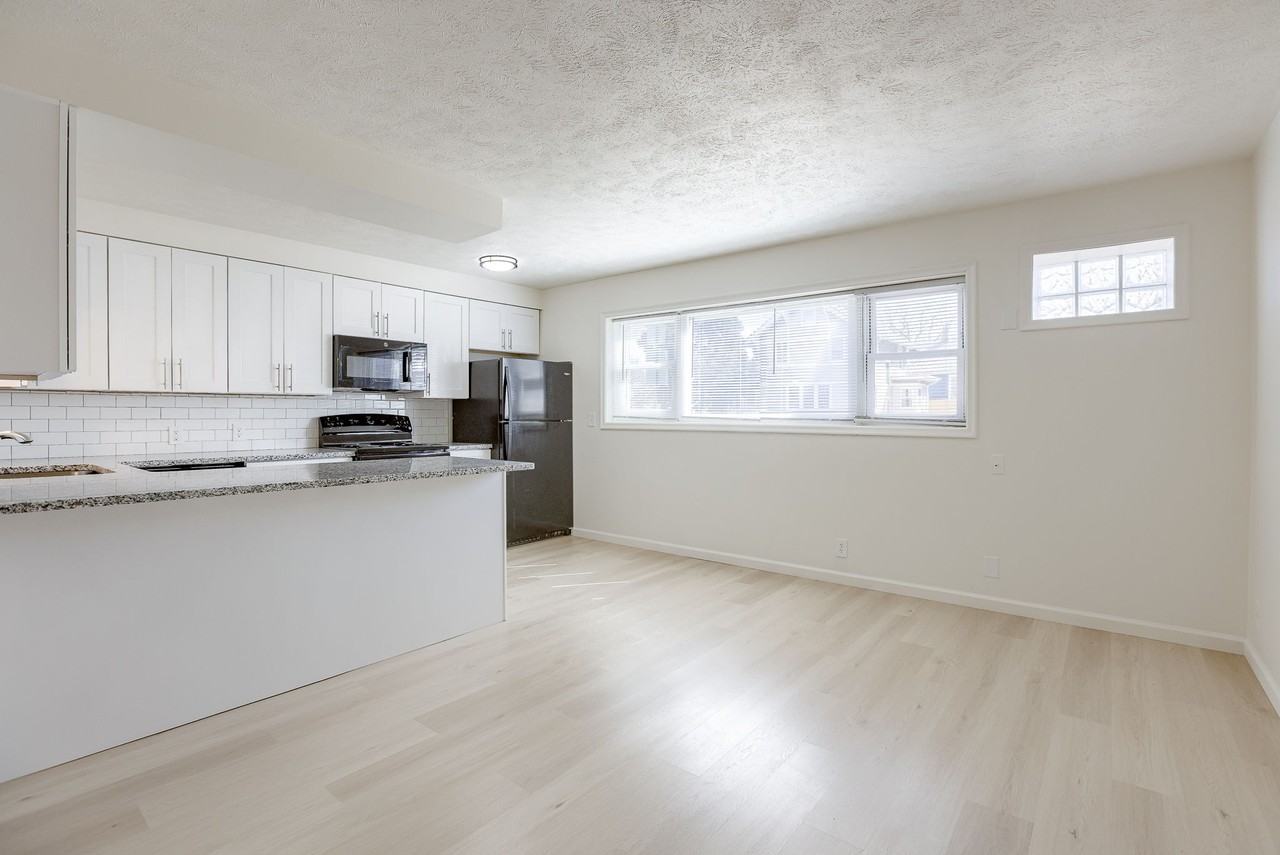 1056 South 29th Street - Photo 4 of 49