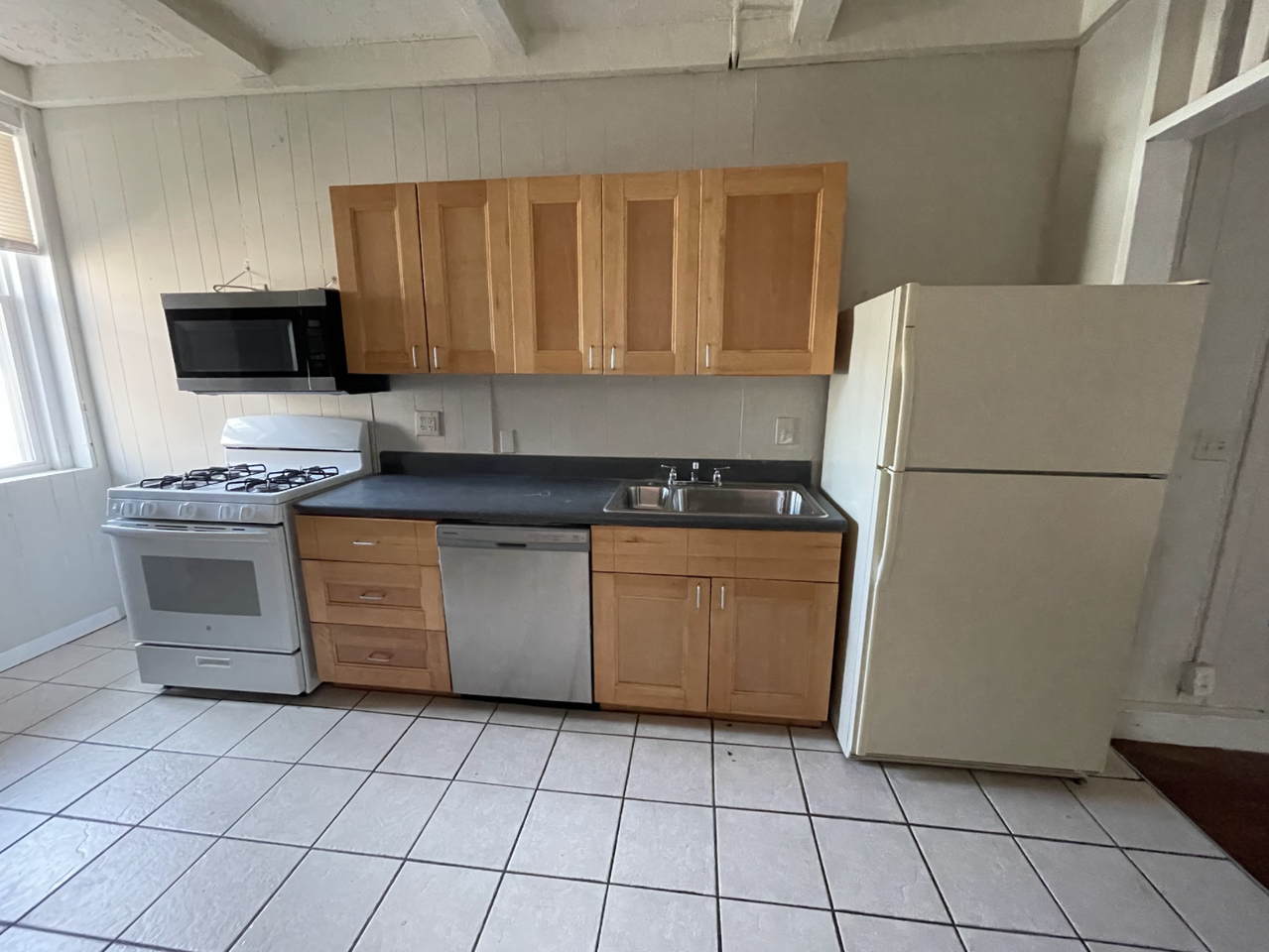 Graydon Apartments - Photo 4 of 25