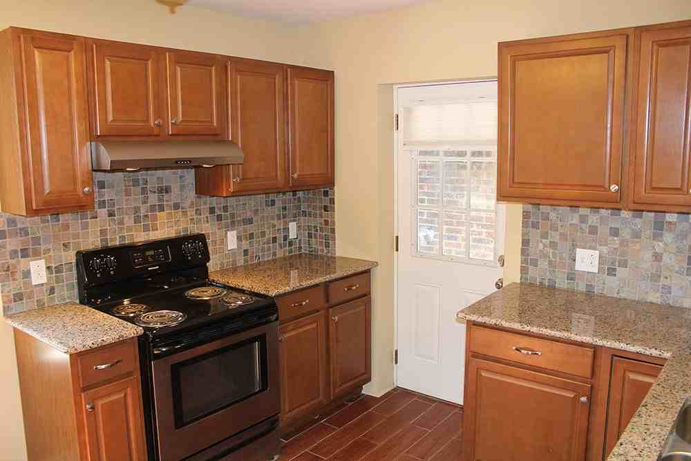 5836 Alderson - Photo 4 of 11