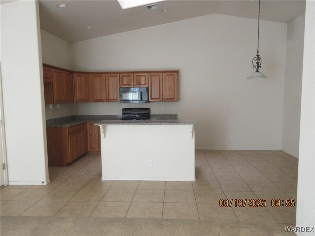 815 Vista Grande Dr - Photo 3 of 9