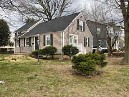 featured image of 8-10 Mason Pl